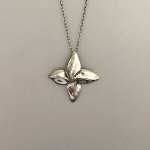 Vintage Tiffany & Co. Poinsetta necklace